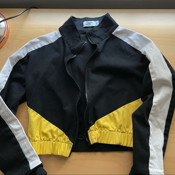 Jacket - Picture 2 of 4